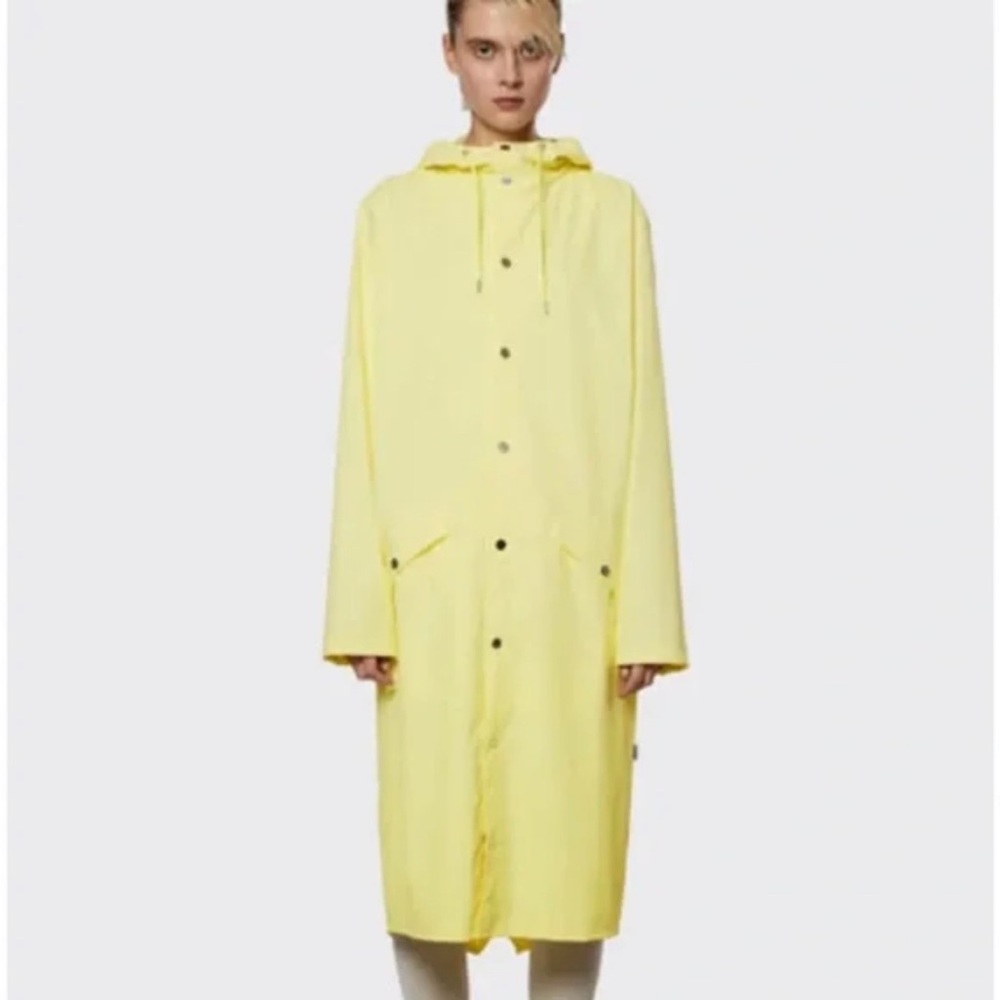 24. NWT: RAINS Unisex LONGER Jacket